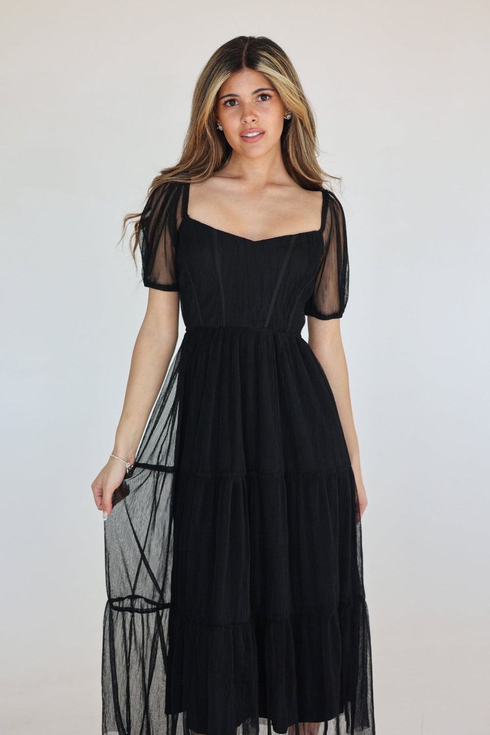 Ella Puff Sleeve Romantic Midi Dress - Bacio & Co.