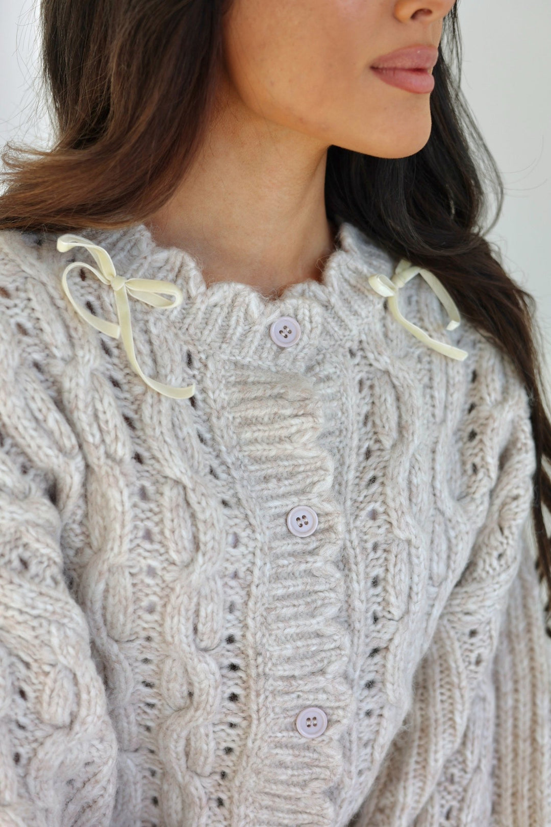 Emilia Scalloped Cable Knit Balloon Sleeve Cardigan - Bacio & Co.