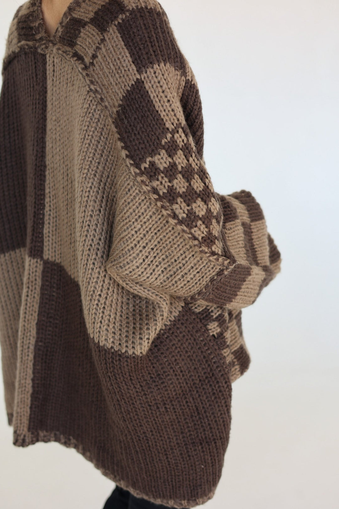 Regina Oversized Checkered Knit Cardigan - Bacio & Co.