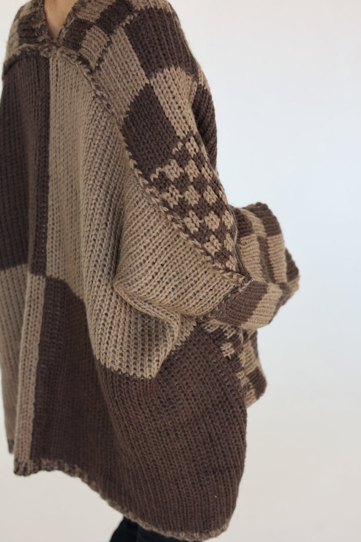 Regina Oversized Checkered Knit Cardigan - Bacio & Co.